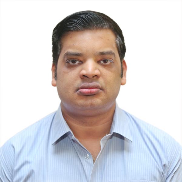 Mr. Ayush Vardhan Singhania